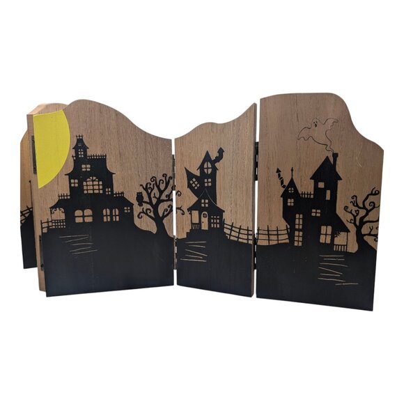 Handcrafted Wooden 5-Panel Halloween Diorama, Haunted House & Spooky Scene Decor - Picture 2 of 4
